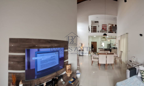 Sobrado moderno, de 224m² em condomínio fechado!!